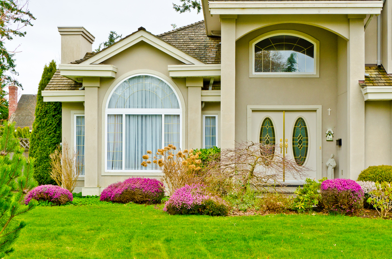 Customer and mover coordinating a scheduled relocation